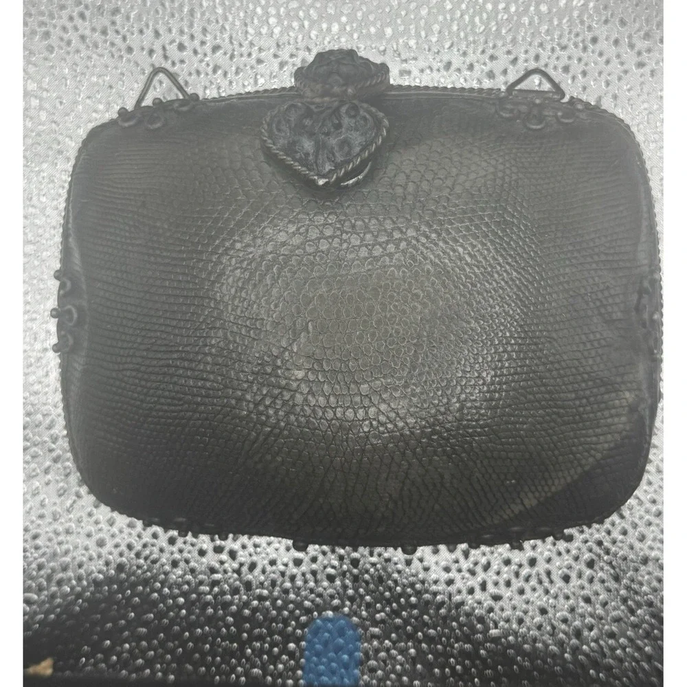 Maya Evangelista distinctive vintage